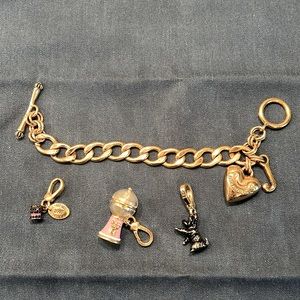 JUICY COUTURE CHARM BRACELET